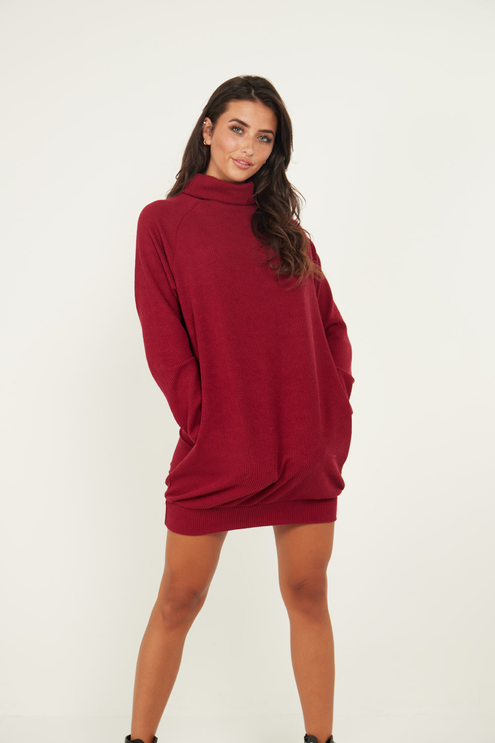 Jumper Dress With Roll Neck And Pockets In Wine