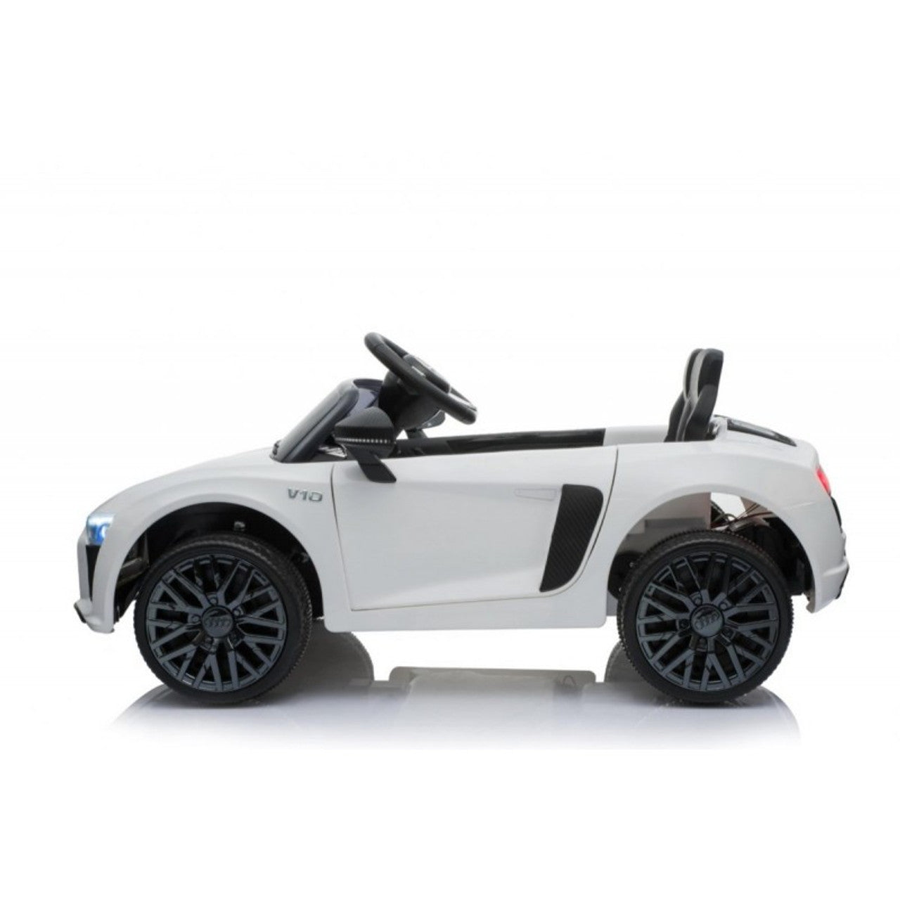 Licensed Audi R8 Spyder 12V Electric Ride On Car White with 2.4GHz remote