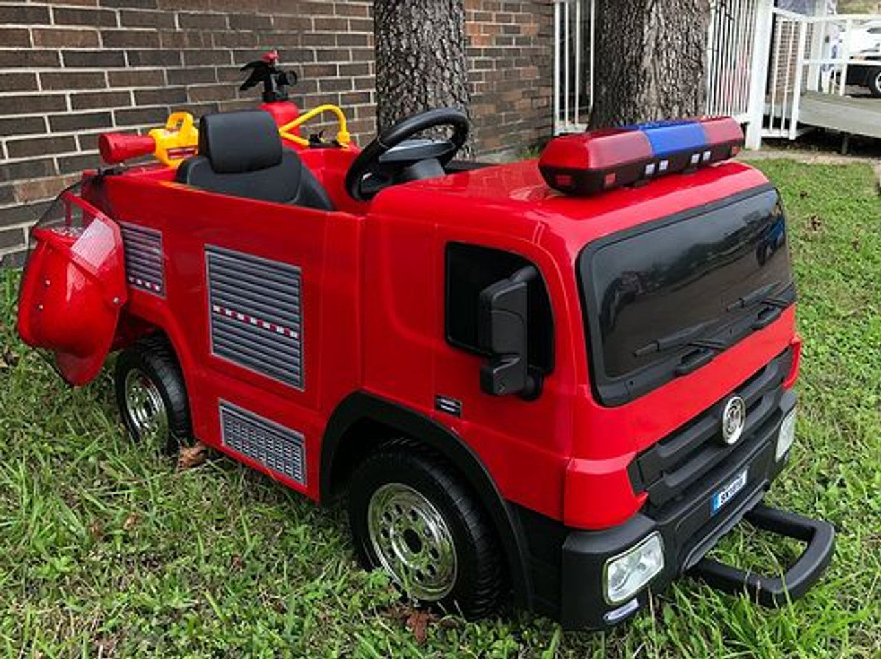 Fire Engine 12V Electric Ride On Truck with replica fire fighting accessories - Red