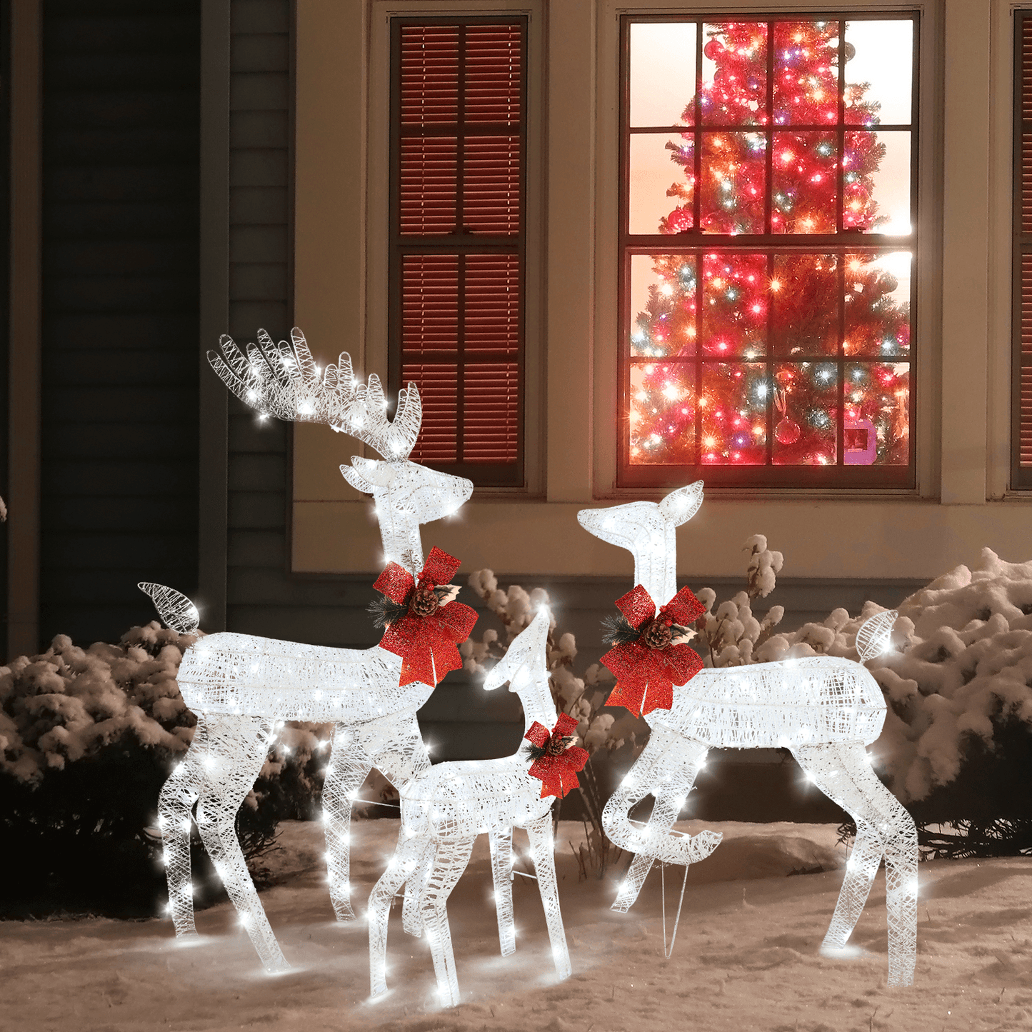 3pcs 30.00V 3.60W Family Elk White Iron Frame Courtyard Elk Family Decoration